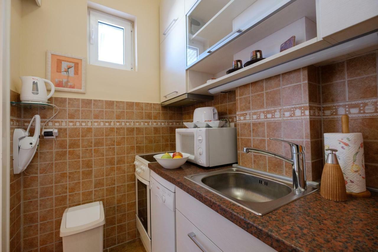 Jolie Apartamento Belgrado Exterior foto