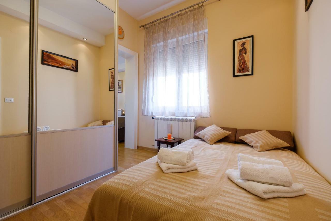 Jolie Apartamento Belgrado Exterior foto